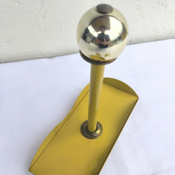 VINTAGE Mustard Yellow & Brass Retro Condiment Holder - Picture 12 of 14